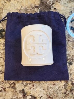 Tory Burch White Resin Cuff with purple Pouch